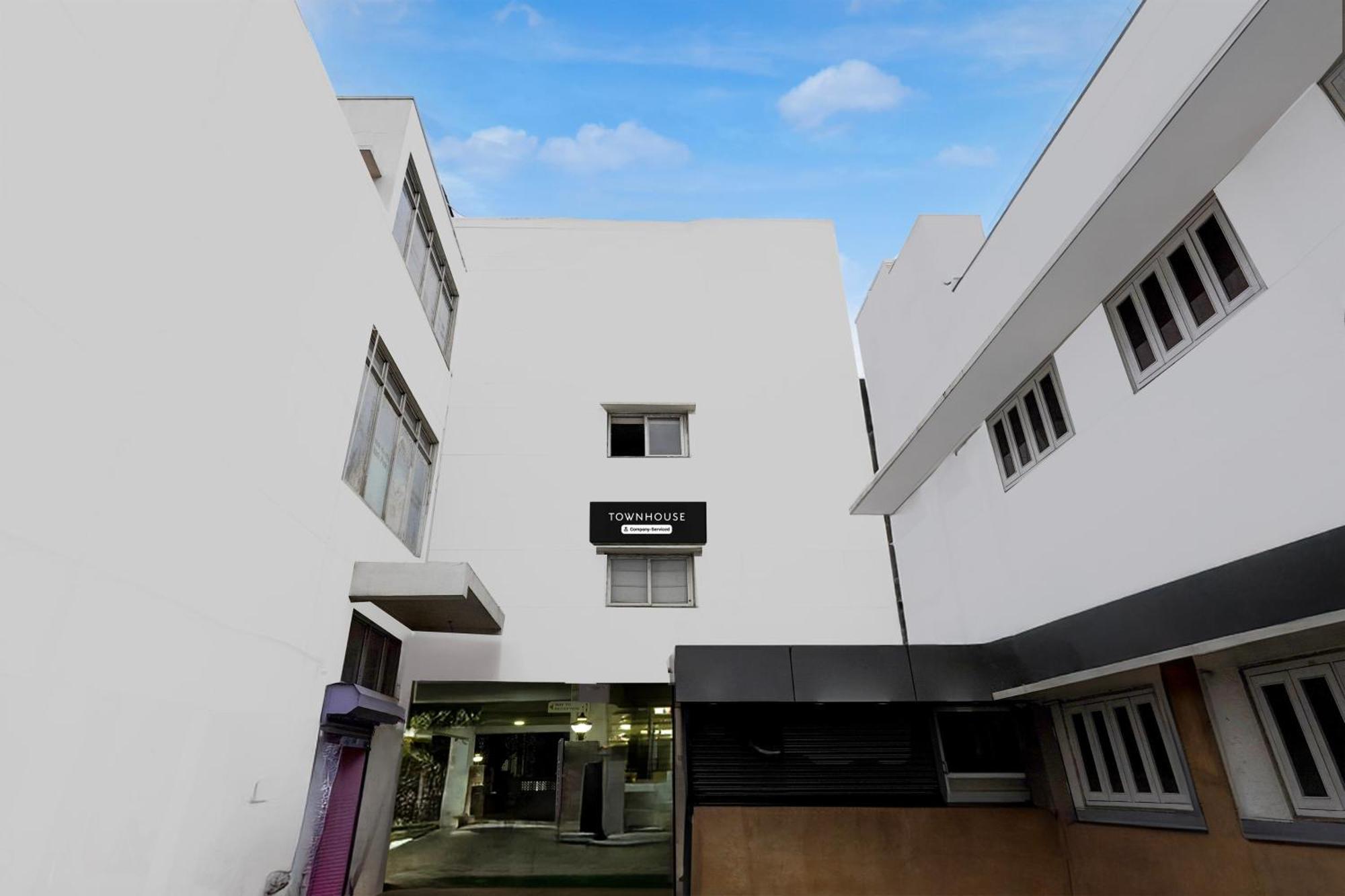 Super Townhouse Arcot Road Near Kauvery Hospital Madrás Exterior foto