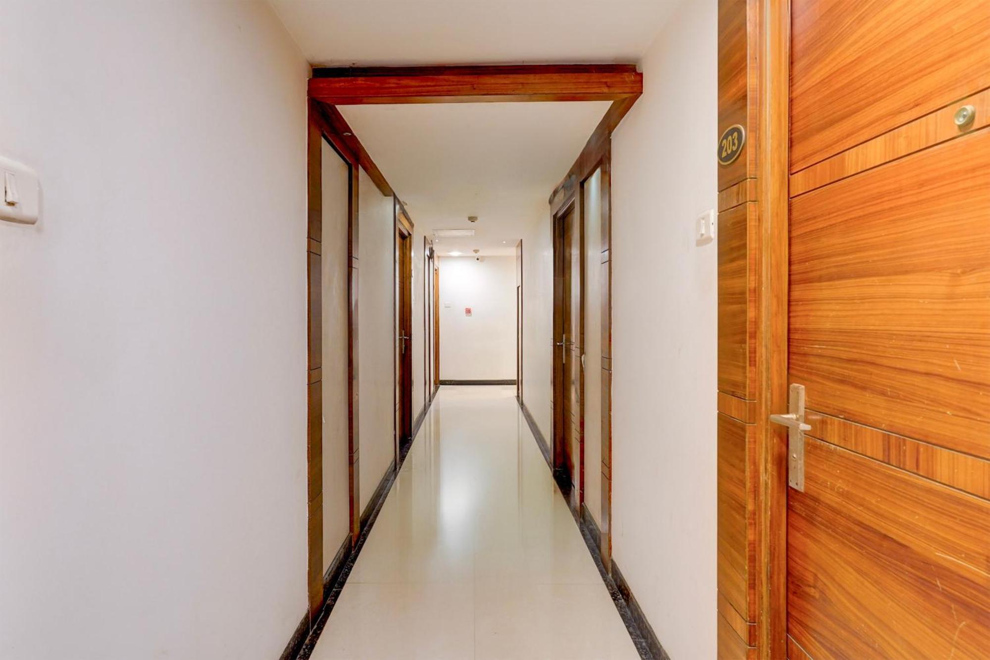 Super Townhouse Arcot Road Near Kauvery Hospital Madrás Exterior foto
